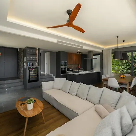 Ourmadeira - Bella Vita, Tranquil 칼례타