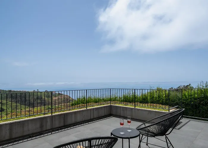 Ourmadeira - Bella Villa Calheta (Madeira)